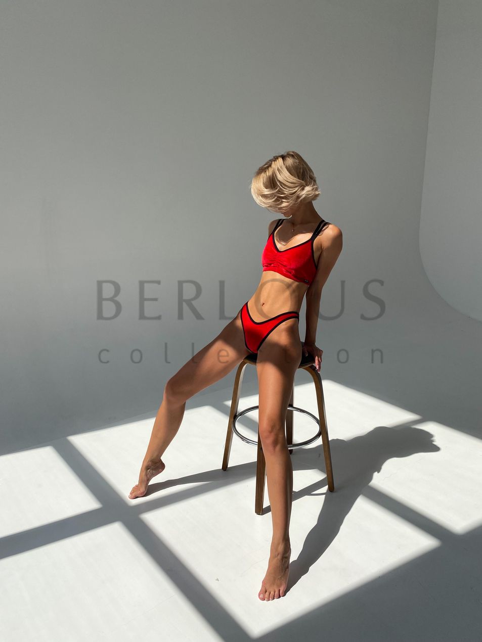Купить ТОП bikini, коллекция ART, Бархат Красный, XS (ART001-2R-XS) - Цена: 500.0₴ от BERLOUS